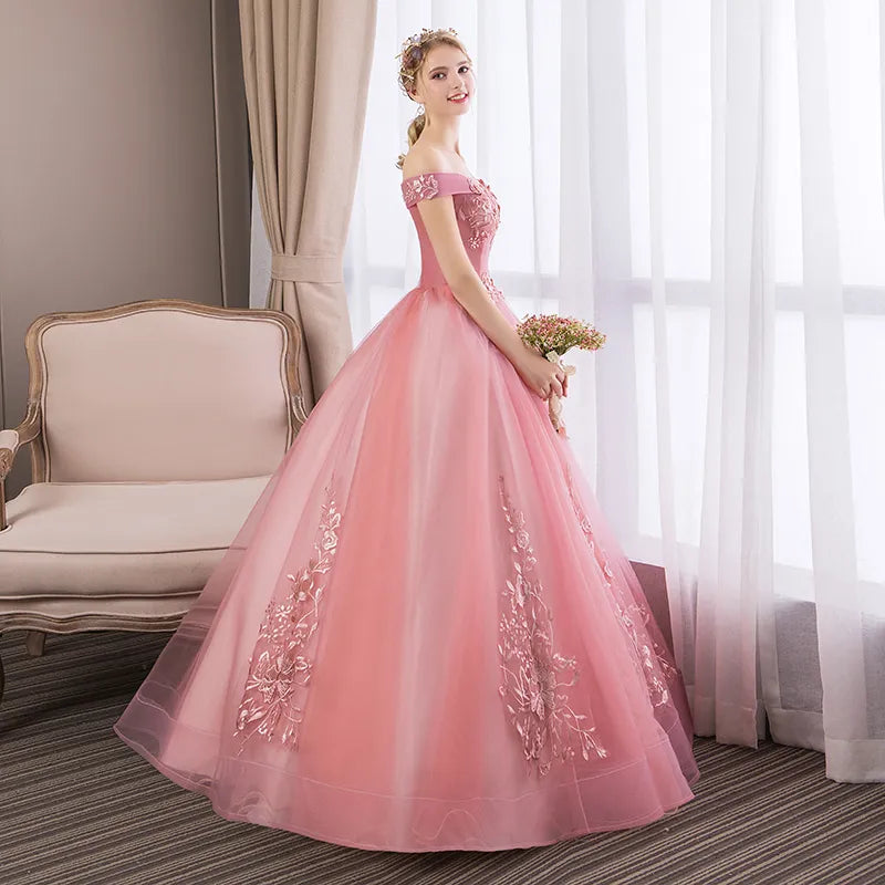 Elegant Boat Neck Quinceanera Dress - Luxury Lace Ball Gown
