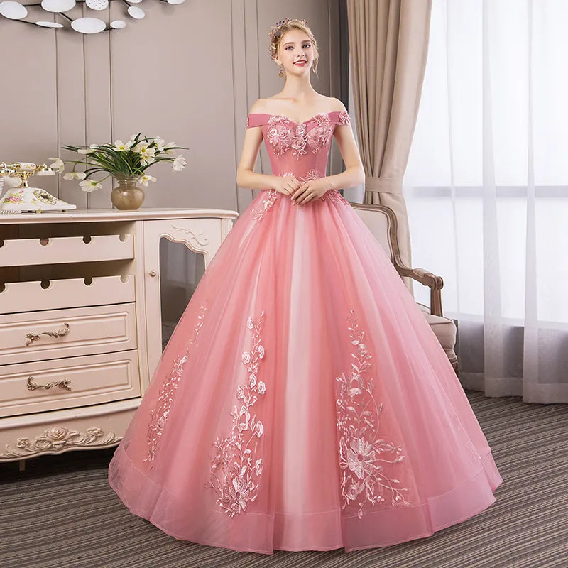 Elegant Boat Neck Quinceanera Dress - Luxury Lace Ball Gown
